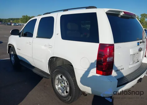 2007 Chevrolet Tahoe Lt из США, поврежденный, VIN 1GNFC13JX7R145877